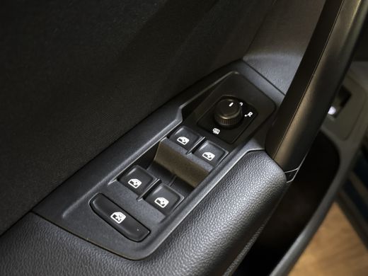 Volkswagen Tiguan E-HYBRID 245PK DSG LIFE TREKHAAK/NAVI/STUURVERW. ActivLease financial lease