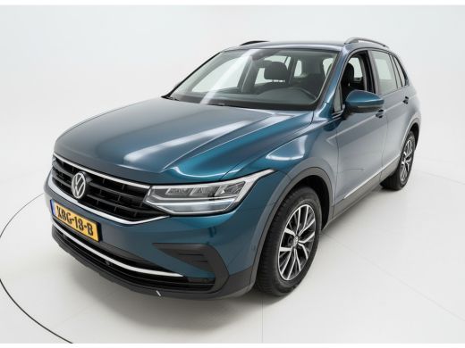 Volkswagen Tiguan E-HYBRID 245PK DSG LIFE TREKHAAK/NAVI/STUURVERW. ActivLease financial lease