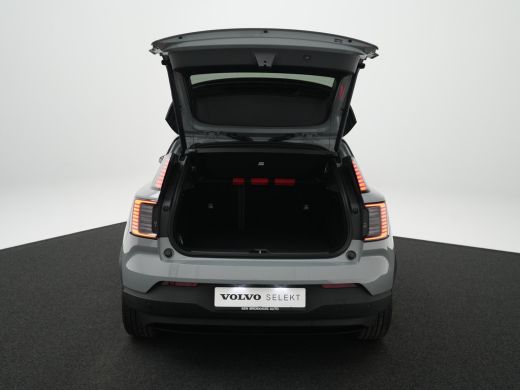Volvo  EX30 Single Plus 51 kWh | Achteruitrijcamera | Cruise control adaptief met Stop&Go en stuurhulp | Dode... ActivLease financial lease
