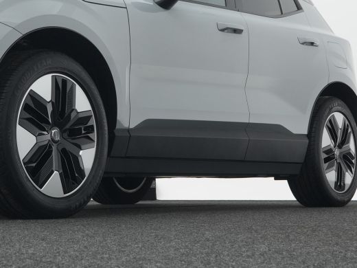 Volvo  EX30 Single Plus 51 kWh | Achteruitrijcamera | Cruise control adaptief met Stop&Go en stuurhulp | Dode... ActivLease financial lease