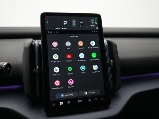 Volvo  EX30 Single Plus 51 kWh | Achteruitrijcamera | Cruise control adaptief met Stop&Go en stuurhulp | Dode... ActivLease financial lease