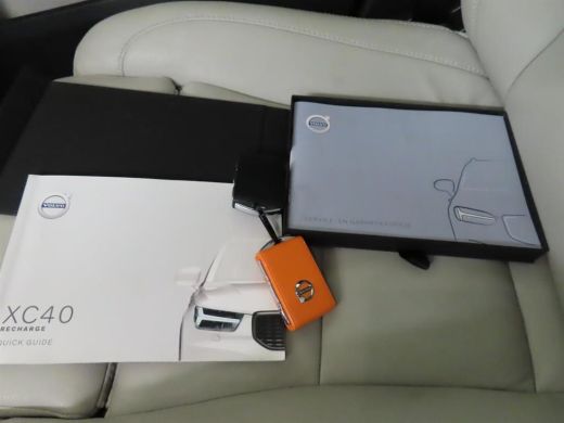 Volvo  XC40 1.5 T5 PHEV Pro Pano.dak Leer Trekhaak Carplay stoel/Stuurverw. Recharge ActivLease financial lease
