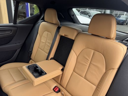 Volvo  XC40 T4 Inscription | Parkeercamera | Keyless entry | Standkachel | ActivLease financial lease