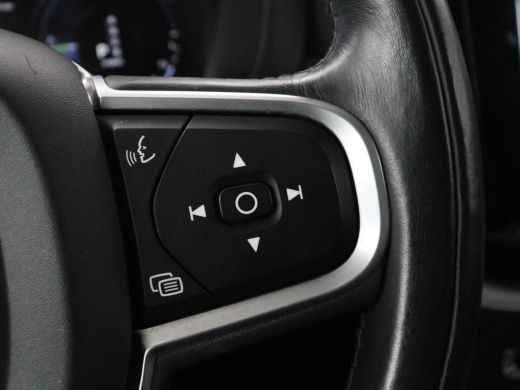 Volvo  XC60 2.0 T8 Twin Engine AWD Inscription | Panoramadak | Leder | 360 Camera | Adaptive cruise | Stoelve... ActivLease financial lease