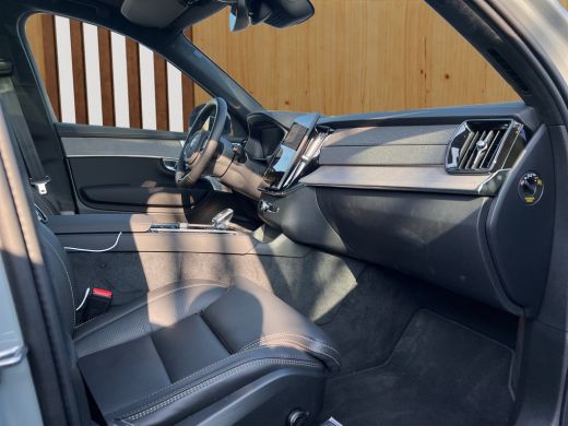 Volvo  XC90 2.0 T8 Plug in Hybrid AWD Ultra Dark | Full Heico bodykit | Heico uitlaat | Luchtveering | Elek. ... ActivLease financial lease