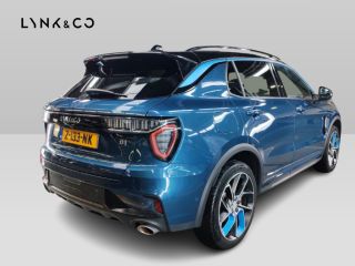 Lynk & Co 01 1.5 262pk PHEV Trekhaak Zwarte Hemel Plug-in