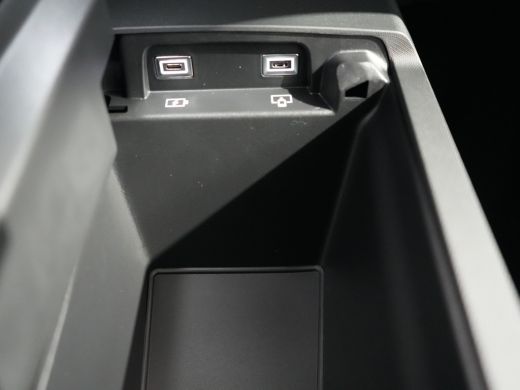 Peugeot 3008 GT | Advanced Active Safety Brake met camera en radar (Pack Safety Plus) | Climate Control | Elek... ActivLease financial lease