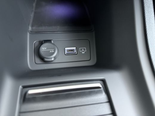 Peugeot 308 Business | Elektrische parkeerrem | Extra getinte achterste zijruiten en achterruit | ISOFIX-beve... ActivLease financial lease