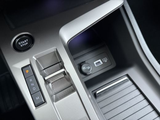 Peugeot 308 Business | Elektrische parkeerrem | Extra getinte achterste zijruiten en achterruit | ISOFIX-beve... ActivLease financial lease