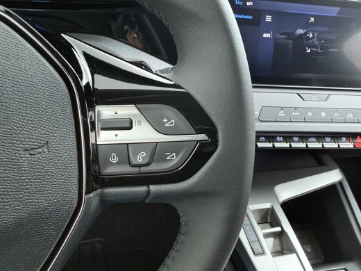 Peugeot 308 Business | Elektrische parkeerrem | Extra getinte achterste zijruiten en achterruit | ISOFIX-beve... ActivLease financial lease