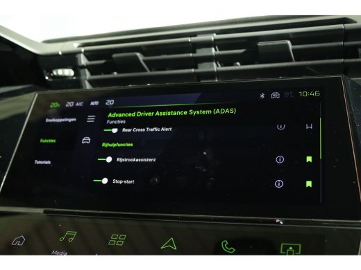 Peugeot 308 GT | Driver Sport Pack | Elektrische parkeerrem | Extra getinte achterste zijruiten en achterruit ActivLease financial lease