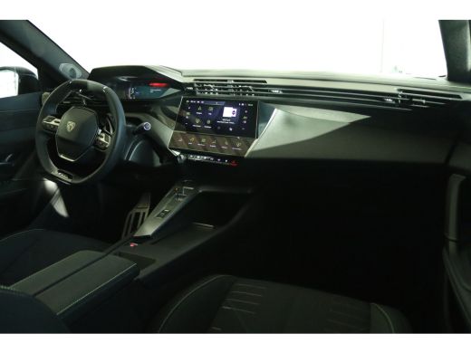 Peugeot 308 GT | Driver Sport Pack | Elektrische parkeerrem | Extra getinte achterste zijruiten en achterruit ActivLease financial lease