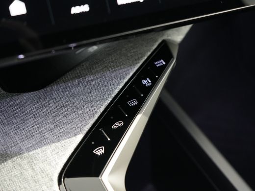 Peugeot e-3008 Allure | Elektrische parkeerrem | Extra getinte achterste zijruiten en achterruit ActivLease financial lease