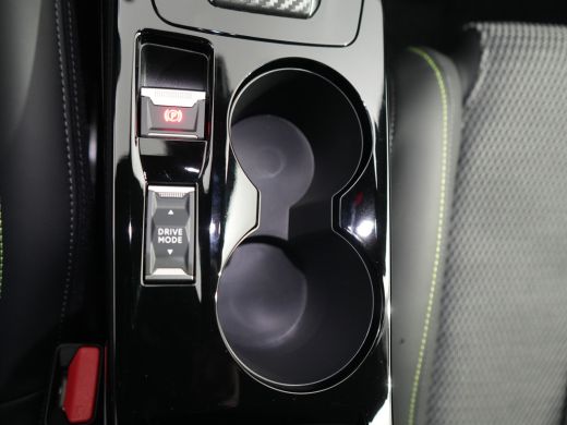 Peugeot 208 GT | Adaptieve cruise control met Stop&Go functie | Armsteunen op de voorportieren bekleed met ku... ActivLease financial lease