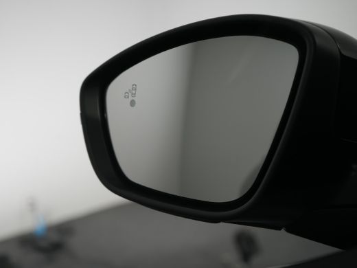 Peugeot 208 GT | Adaptieve cruise control met Stop&Go functie | Armsteunen op de voorportieren bekleed met ku... ActivLease financial lease