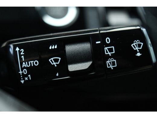 Peugeot 5008 GT | Adaptieve cruise control met Stop&Go functie | LED 3D-achterlichten | Pack Safety Plus ActivLease financial lease