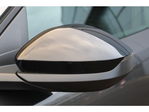 Peugeot 5008 GT | Adaptieve cruise control met Stop&Go functie | LED 3D-achterlichten | Pack Safety Plus ActivLease financial lease