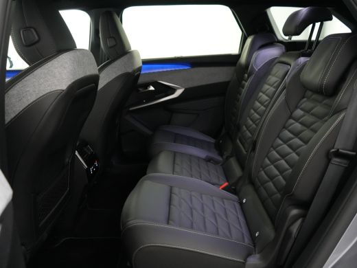 Peugeot 5008 GT Exclusive - Elektrisch | Adaptieve cruise control met Stop&Go functie | LED 3D-achterlichten |... ActivLease financial lease