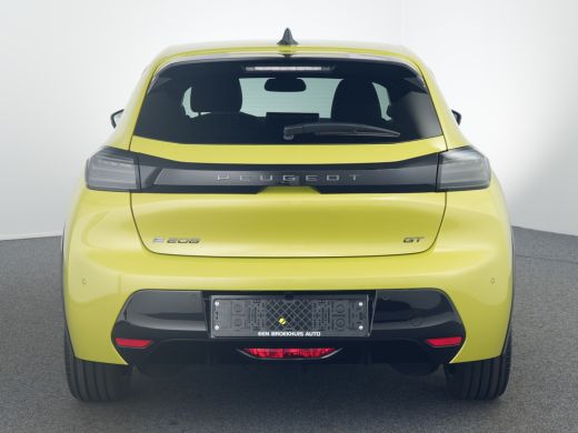 Peugeot e-208 GT | 8 jaar fabrieksgarantie of 160.000 kilometer op het accupakket | Adaptieve cruise control me... ActivLease financial lease
