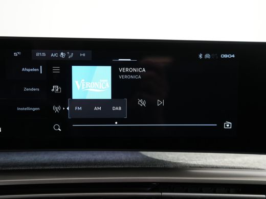 Peugeot e-3008 Allure | Elektrische parkeerrem | Extra getinte achterste zijruiten en achterruit ActivLease financial lease