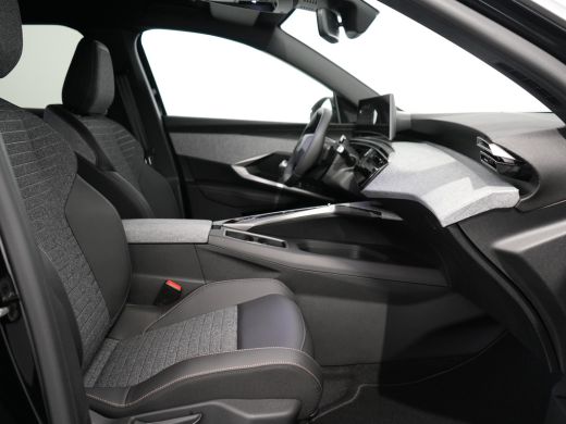 Peugeot e-3008 Allure | Elektrische parkeerrem | Extra getinte achterste zijruiten en achterruit ActivLease financial lease
