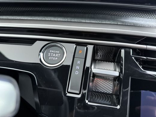 Peugeot e-3008 GT | Elektrische parkeerrem | Extra getinte achterste zijruiten en achterruit ActivLease financial lease