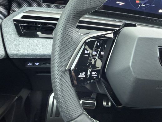 Peugeot e-3008 GT | Elektrische parkeerrem | Extra getinte achterste zijruiten en achterruit ActivLease financial lease