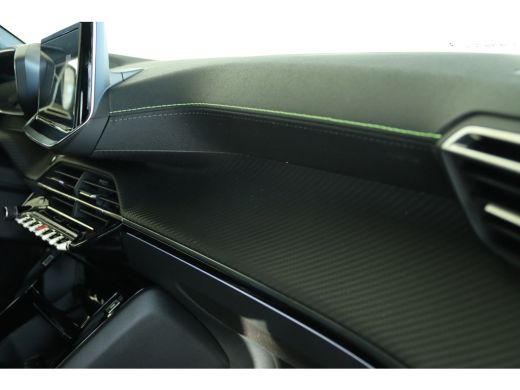 Peugeot 2008 GT | Active Safety Brake met camera en radar (automatisch noodremsysteem) met Distance Alert (waa... ActivLease financial lease