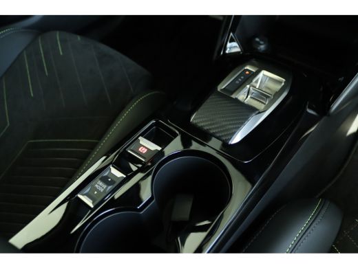 Peugeot 2008 GT | Active Safety Brake met camera en radar (automatisch noodremsysteem) met Distance Alert (waa... ActivLease financial lease