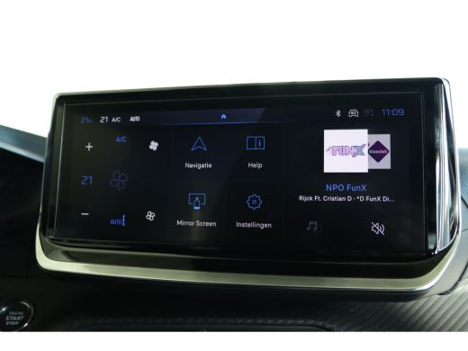 Peugeot 2008 GT | Active Safety Brake met camera en radar (automatisch noodremsysteem) met Distance Alert (waa... ActivLease financial lease