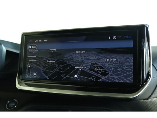 Peugeot 2008 GT | Active Safety Brake met camera en radar (automatisch noodremsysteem) met Distance Alert (waa... ActivLease financial lease