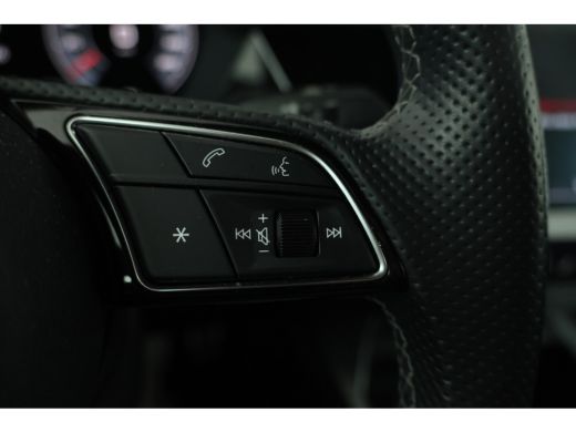 Audi A3 Limousine 30 TFSI S edition S-Line, Volleder, Digital Dash, BOM VOL!! ActivLease financial lease