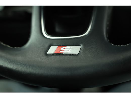 Audi A3 Limousine 30 TFSI S edition S-Line, Volleder, Digital Dash, BOM VOL!! ActivLease financial lease