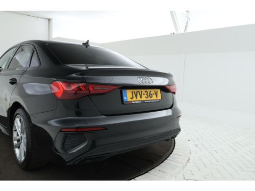 Audi A3 Limousine 30 TFSI S edition S-Line, Volleder, Digital Dash, BOM VOL!! ActivLease financial lease