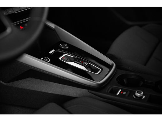 Audi A3 Sportback 40 TFSI e Advanced edition ActivLease financial lease