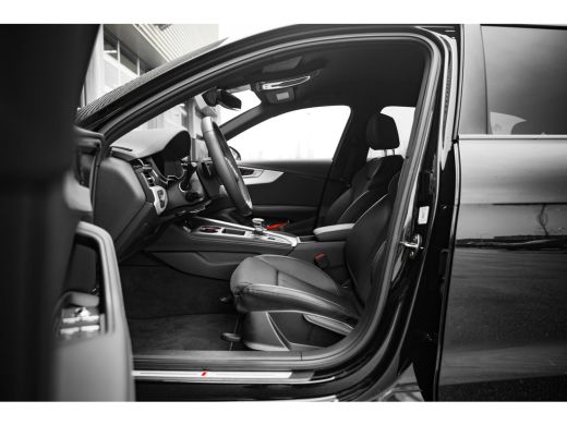 Audi A4 Avant 35 TFSI S edition Competition | S-Line | Achteruitrijcamera | 19" | ActivLease financial lease
