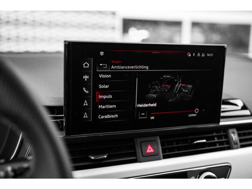 Audi A4 Avant 35 TFSI S edition Competition | S-Line | Achteruitrijcamera | 19" | ActivLease financial lease