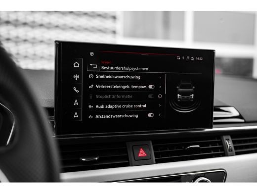 Audi A4 Avant 35 TFSI S edition Competition | S-Line | Achteruitrijcamera | 19" | ActivLease financial lease