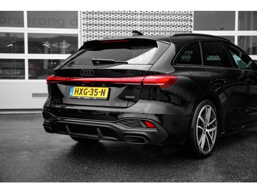 Audi A5 Avant 2.0 e-hybrid quattro S edition | Panoramadak | 360 camera | Passenger Display | Stoelverwar... ActivLease financial lease