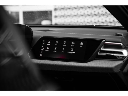 Audi A5 Avant 2.0 e-hybrid quattro S edition | Panoramadak | 360 camera | Passenger Display | Stoelverwar... ActivLease financial lease