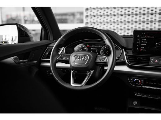 Audi Q5 50 TFSI e S edition | Massagestoelen | Achteruitrijcamera | Stoelverwarming | ACC | ActivLease financial lease