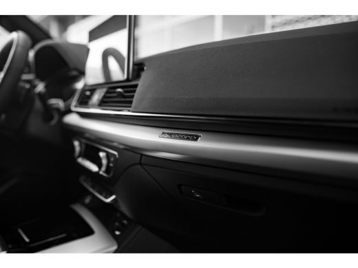 Audi Q5 50 TFSI e S edition | Massagestoelen | Achteruitrijcamera | Stoelverwarming | ACC | ActivLease financial lease