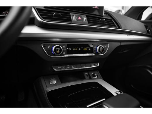 Audi Q5 50 TFSI e S edition | Massagestoelen | Achteruitrijcamera | Stoelverwarming | ACC | ActivLease financial lease