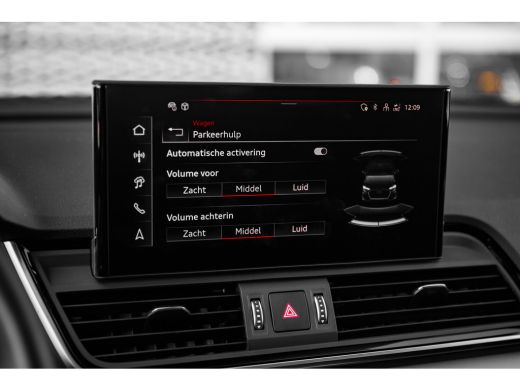 Audi Q5 50 TFSI e S edition | Massagestoelen | Achteruitrijcamera | Stoelverwarming | ACC | ActivLease financial lease