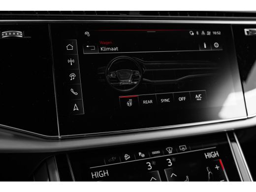 Audi Q8 55 TFSI e quattro Pro Line S 394 PK | Trekhaak | B&O Advanced | Headup Display | Panoramadak | El... ActivLease financial lease