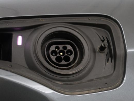 BMW X1 xDrive25e Executive | Leder | Adaptive cruise | Navigatie | 18'' | Full LED | Parkeerhulp | Clima... ActivLease financial lease