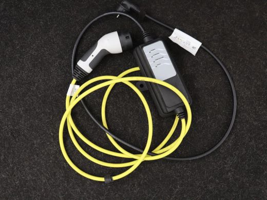 BMW X1 xDrive25e Executive | Leder | Adaptive cruise | Navigatie | 18'' | Full LED | Parkeerhulp | Clima... ActivLease financial lease