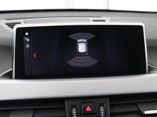 BMW X1 xDrive25e Executive | Leder | Adaptive cruise | Navigatie | 18'' | Full LED | Parkeerhulp | Clima... ActivLease financial lease