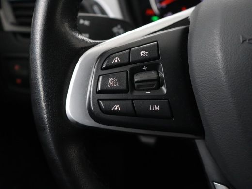 BMW X1 xDrive25e Executive | Leder | Adaptive cruise | Navigatie | 18'' | Full LED | Parkeerhulp | Clima... ActivLease financial lease