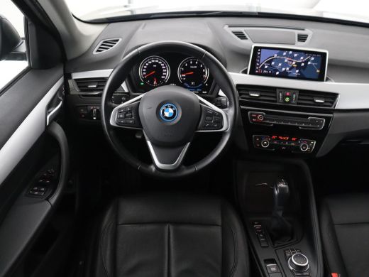 BMW X1 xDrive25e Executive | Leder | Adaptive cruise | Navigatie | 18'' | Full LED | Parkeerhulp | Clima... ActivLease financial lease